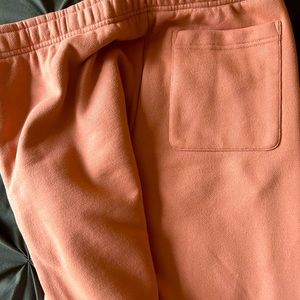 Alo Yoga. Renown Sweatpants. Pinkish-sandstone color. SO COMFY!